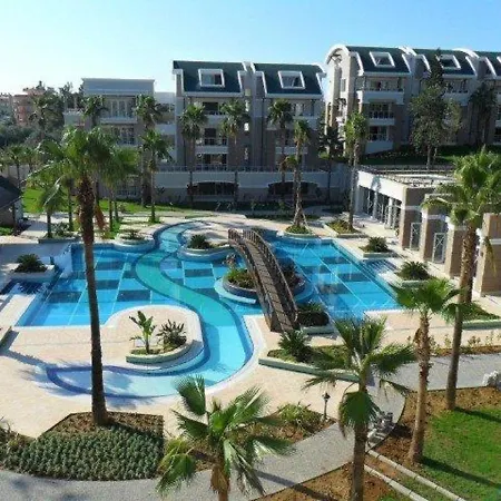 Spacious Luxury Living On Magnificent Gated Tropicana , Overlooks The Comm * 시데
