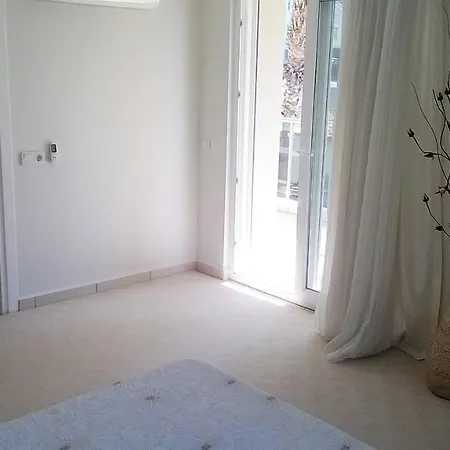 아파트 Spacious Luxury Living On Magnificent Gated Tropicana , Overlooks The Comm